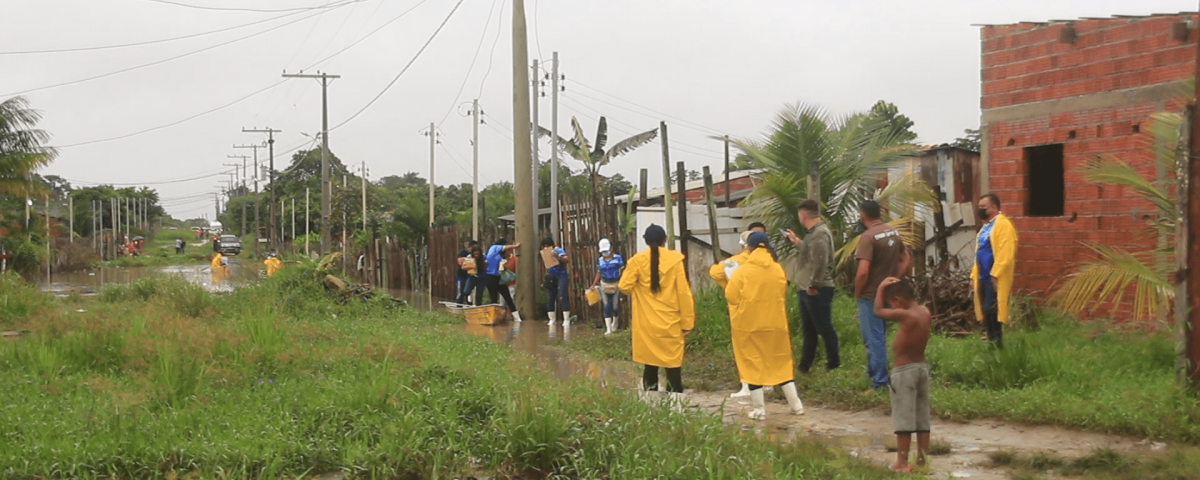 Em Parintins Bairro Lady Laura é alagado por chuvar