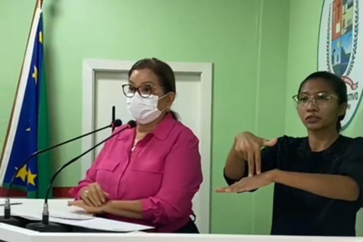 Márcia Baranda na Camâra Municipal de Parintins