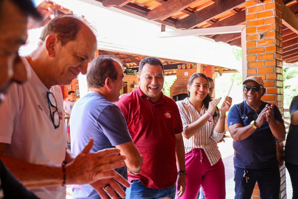 Tony Medeiros visita interior do Baixo Amazonas