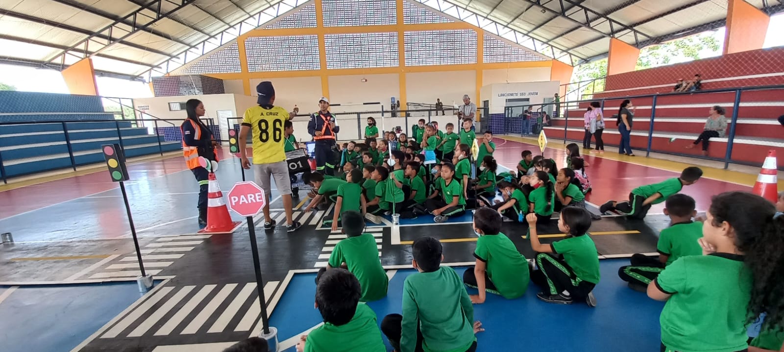 Semana Nacional do Trânsito: EMTT realiza palestra de conscientização nas escolas